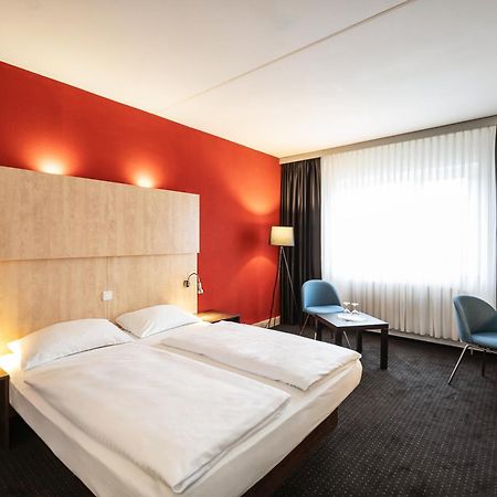 Good Morning + Bad Oldesloe Hotel ภายนอก รูปภาพ